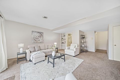 Tiny photo for 304 Constitution Drive, Chillicothe, OH 45601 (MLS # 225046291)