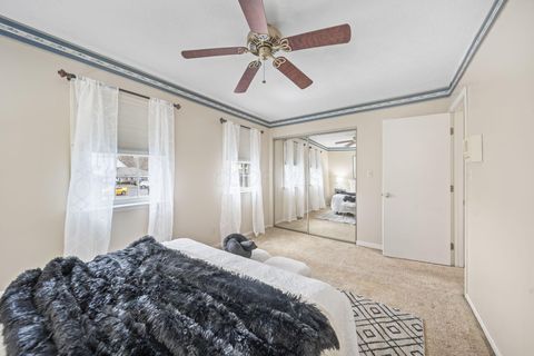 Tiny photo for 304 Constitution Drive, Chillicothe, OH 45601 (MLS # 225046291)