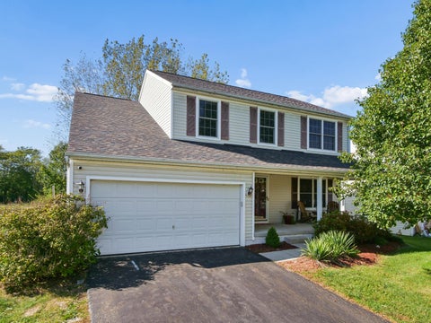 Homes For Sale - 1727 Creekview Drive<br/> Marysville, OH 43040
