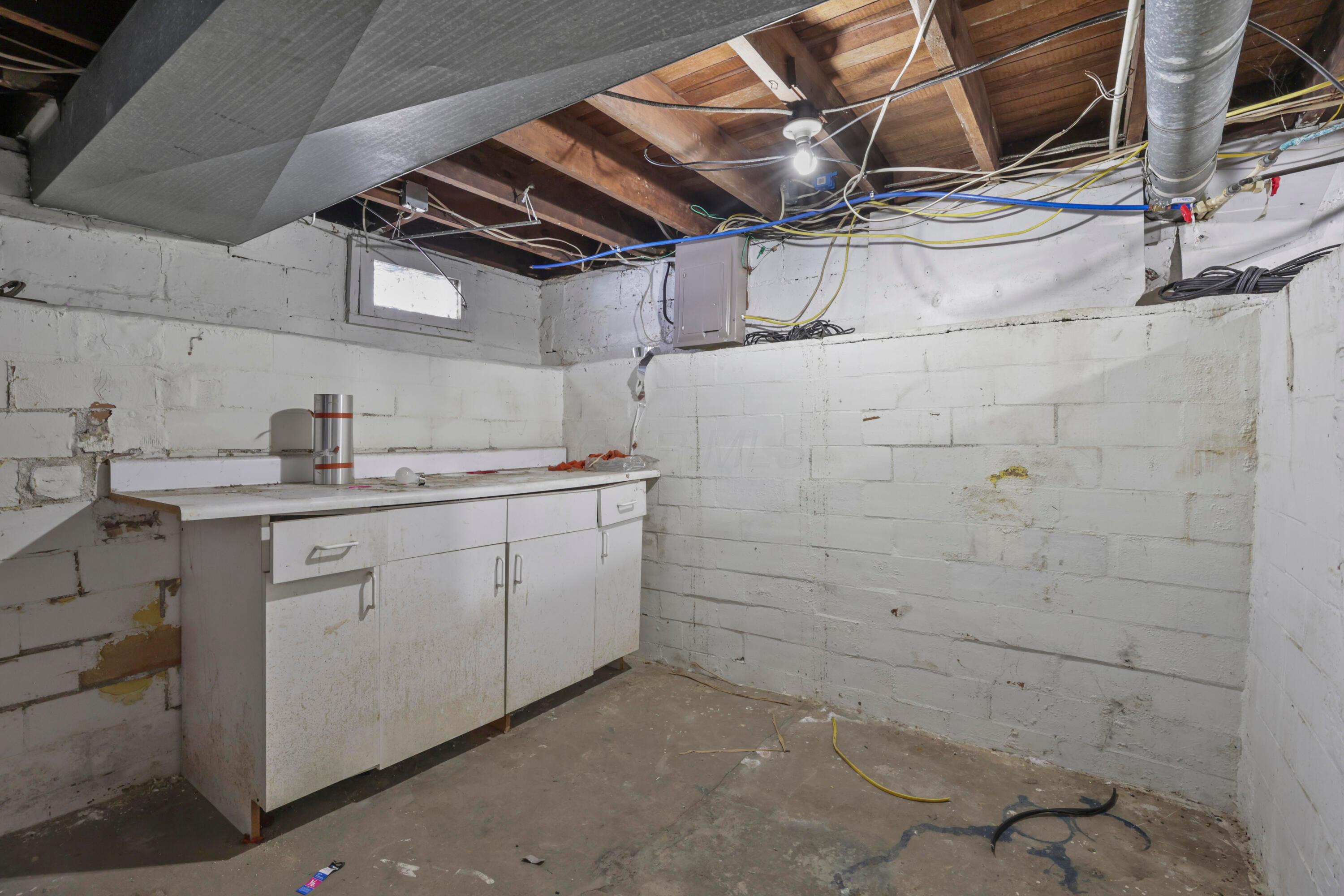 1096 Church Street, Logan, Ohio image 37