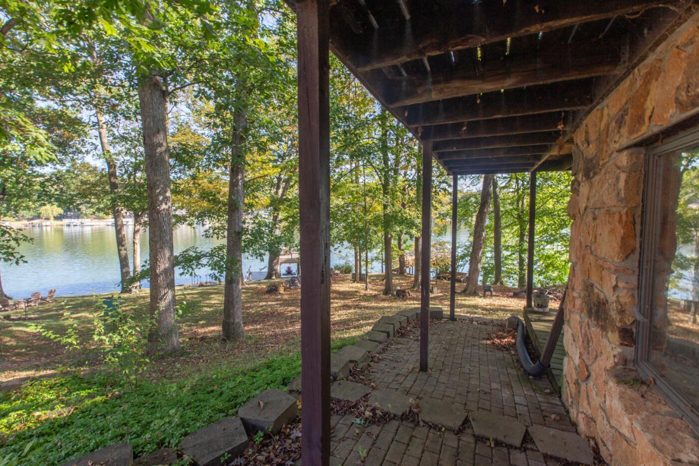 Howard, Ohio, 43028, United States, 4 Bedrooms Bedrooms, ,2 BathroomsBathrooms,Residential,Active,2030073