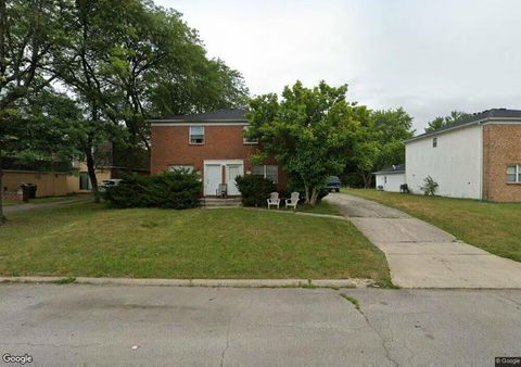 Multifamily For Sale - 2040 Bairsford Drive<br/> Columbus, OH 43232