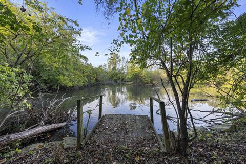 Tiny photo for 3664 Grimes Drive, Columbus, OH 43204 (MLS # 225045401)