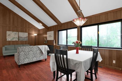 Photo of 2044 Willowick # B, Columbus, OH 43229 (MLS # 226014382)