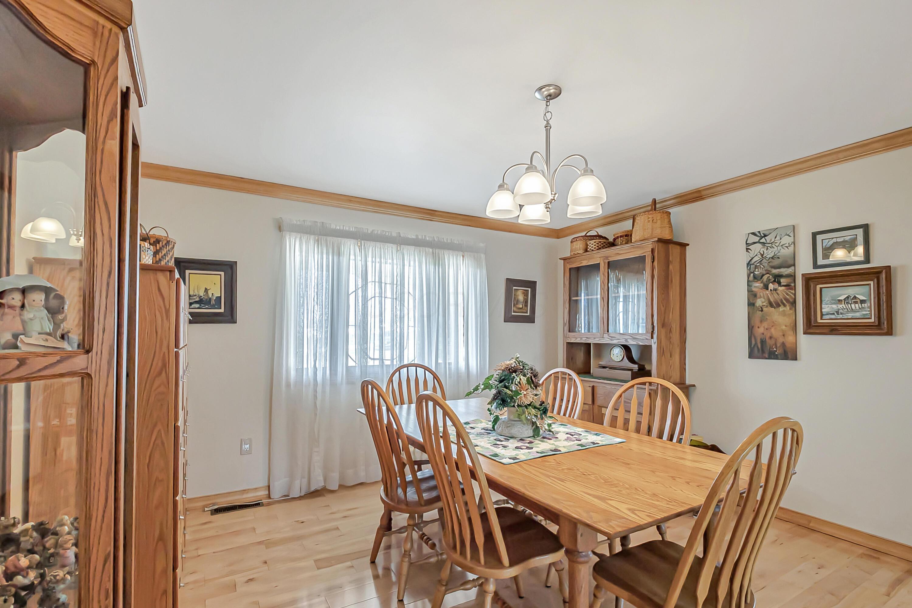 6845 Heritage Run Drive, Zanesville, Ohio image 6