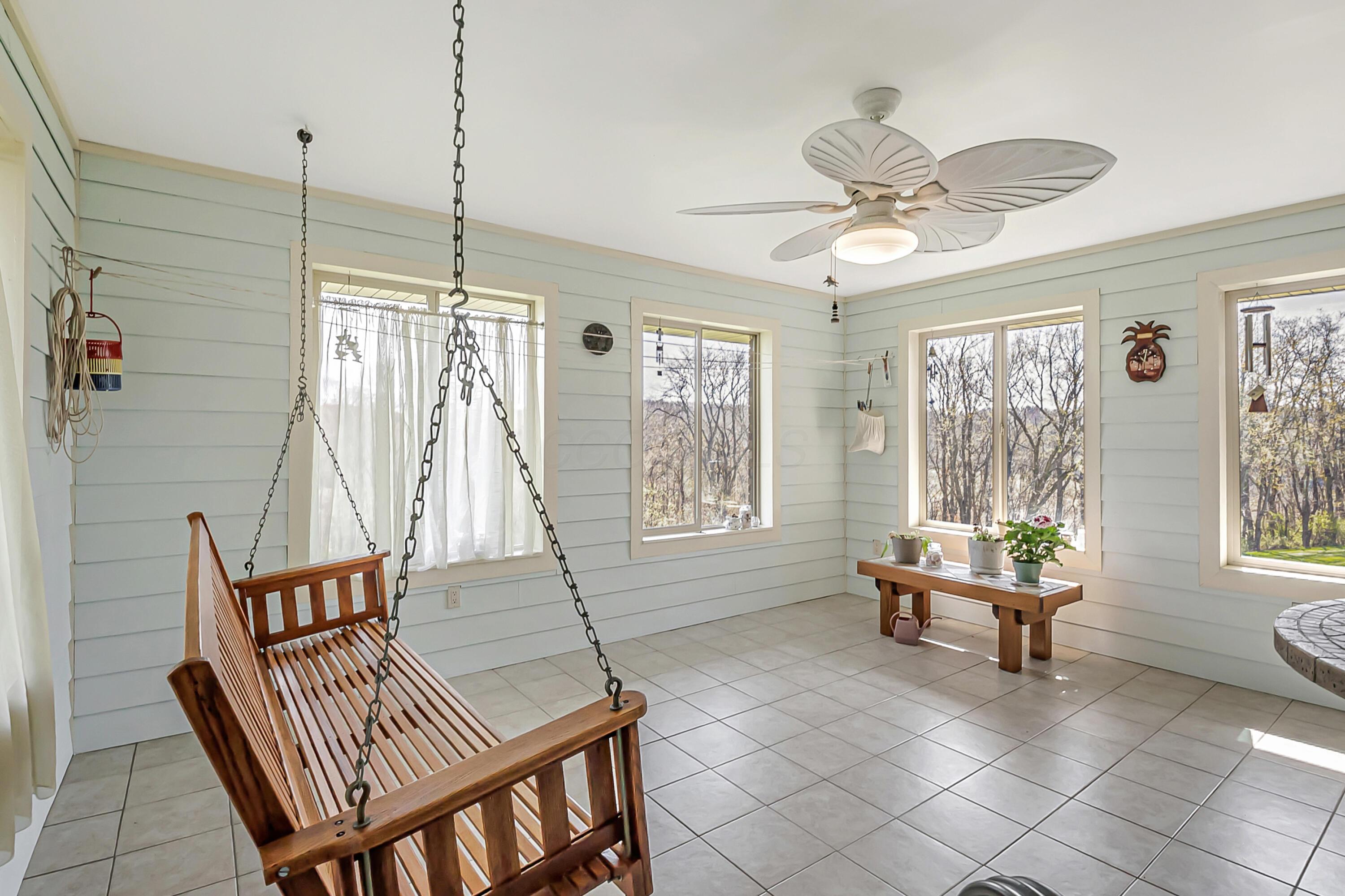 6845 Heritage Run Drive, Zanesville, Ohio image 18