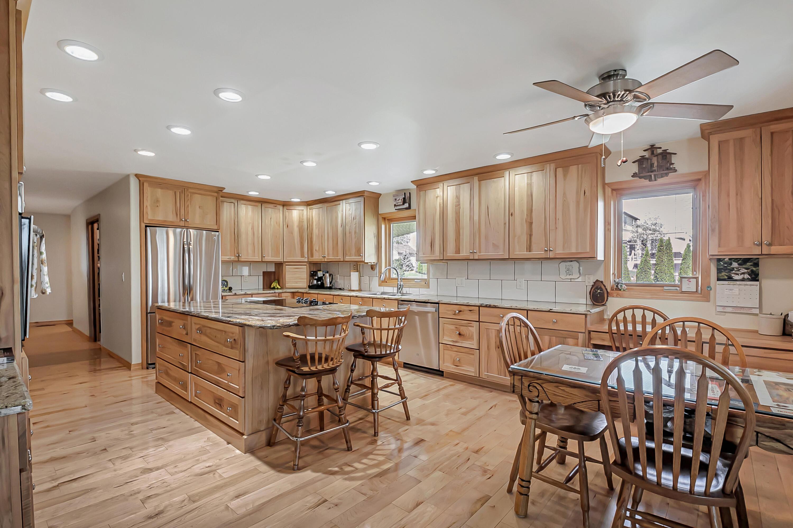 6845 Heritage Run Drive, Zanesville, Ohio image 12