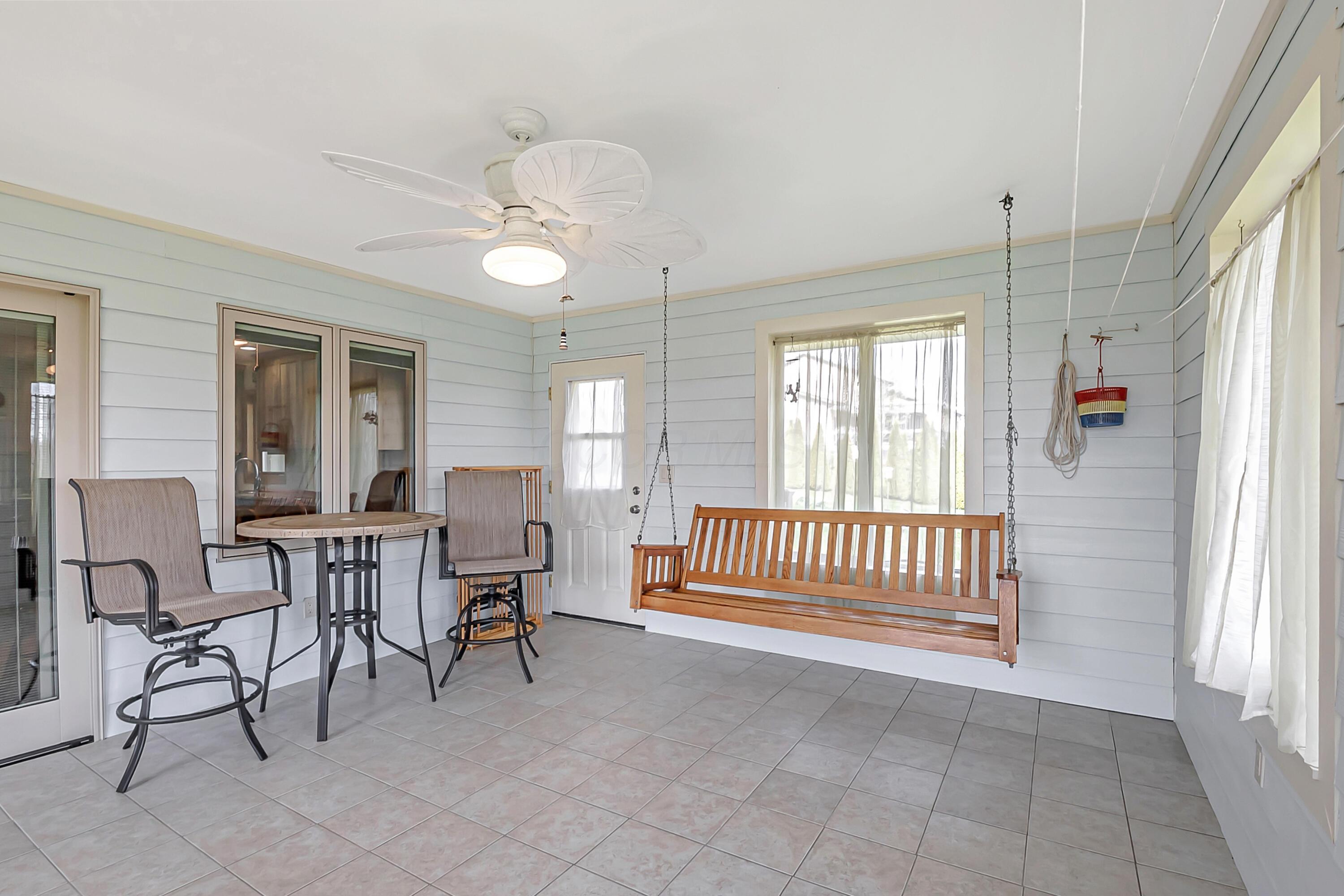 6845 Heritage Run Drive, Zanesville, Ohio image 17