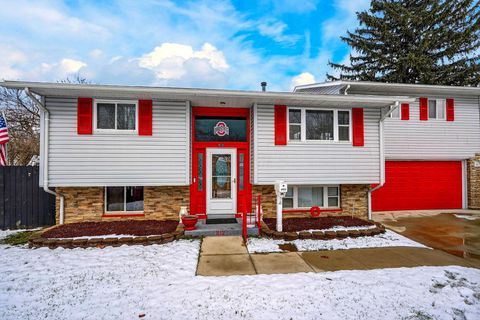 Photo of 912 Maurine Drive, Columbus, OH 43228 (MLS # 226006420)