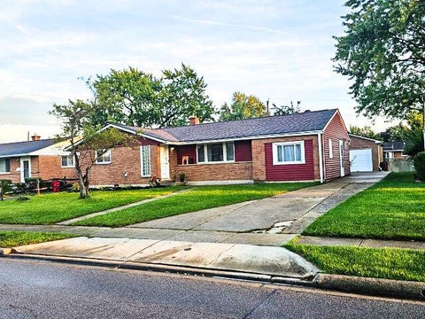 Photo of 2615 Kingston Avenue, Grove City, OH 43123 (MLS # 226034938)