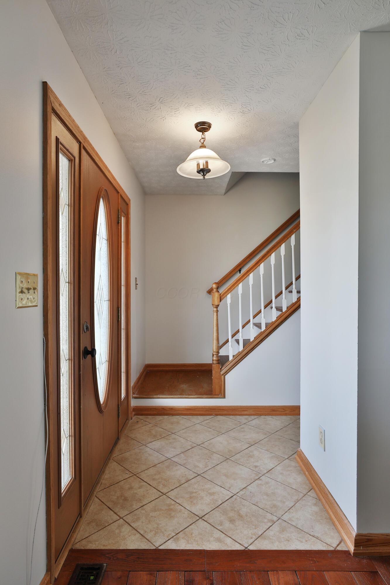 1360 Vauxhall Place, Columbus, Ohio image 6