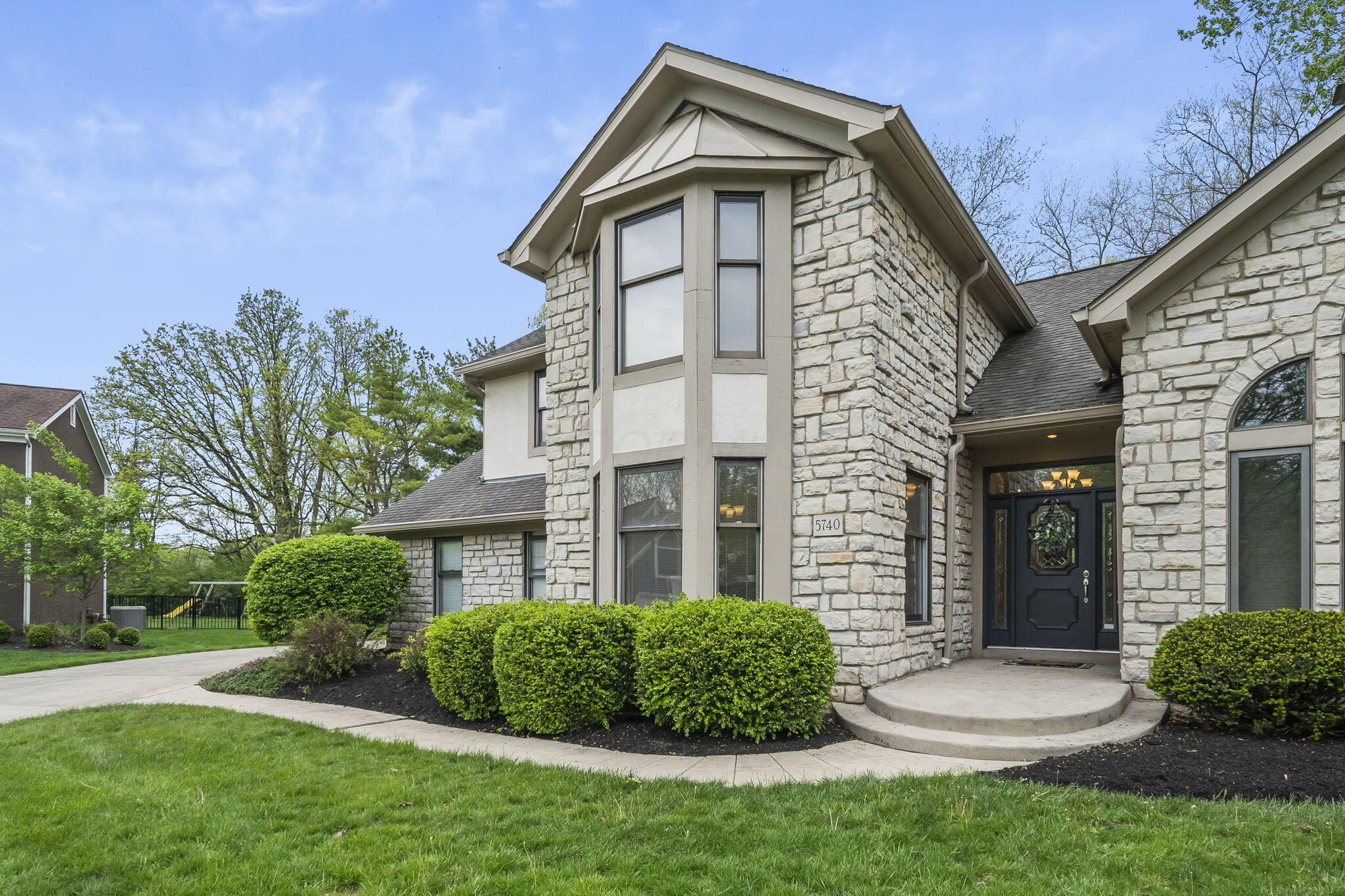 5740 Desmond Court, Dublin, Ohio image 5