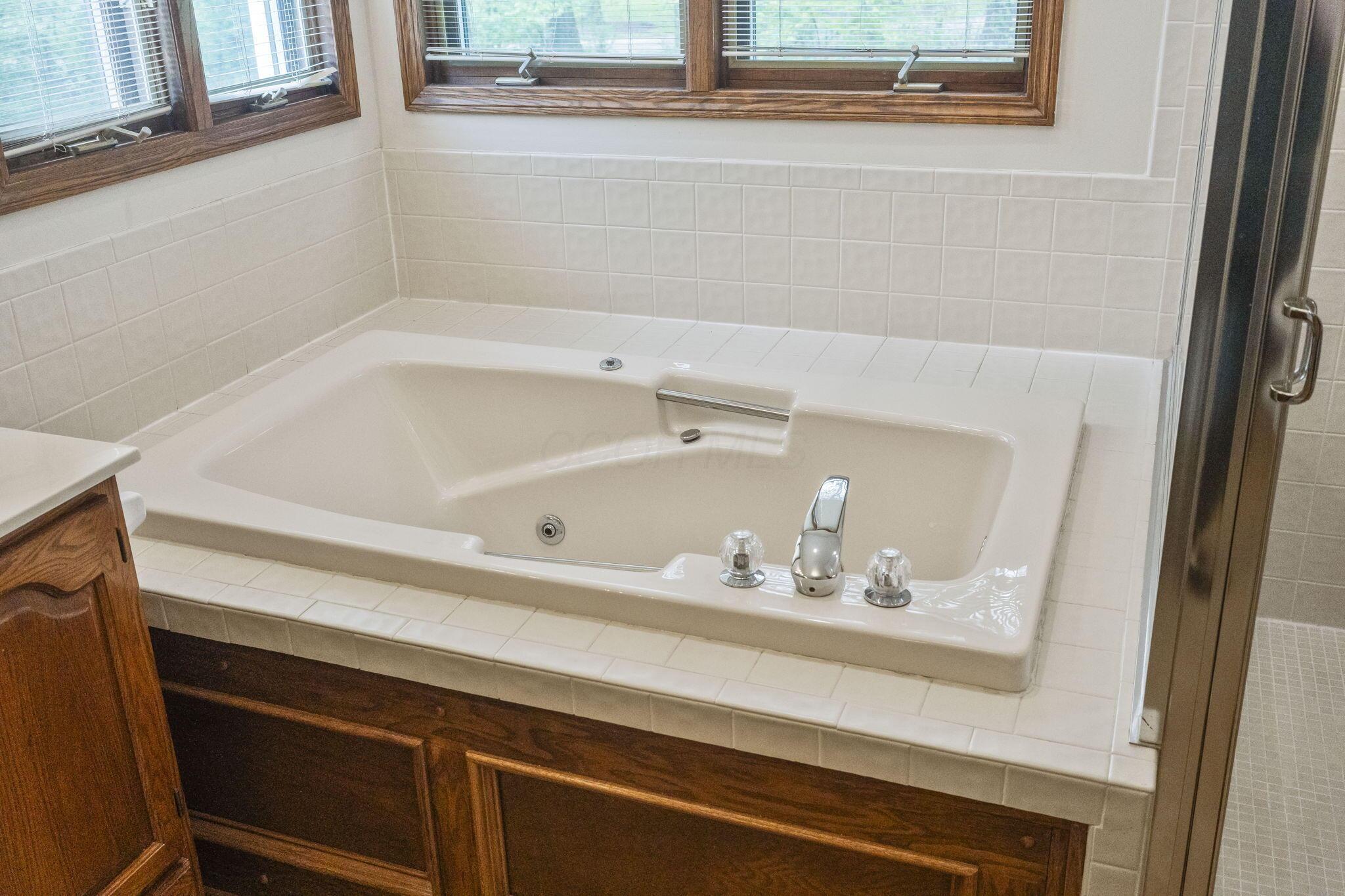 5740 Desmond Court, Dublin, Ohio image 30