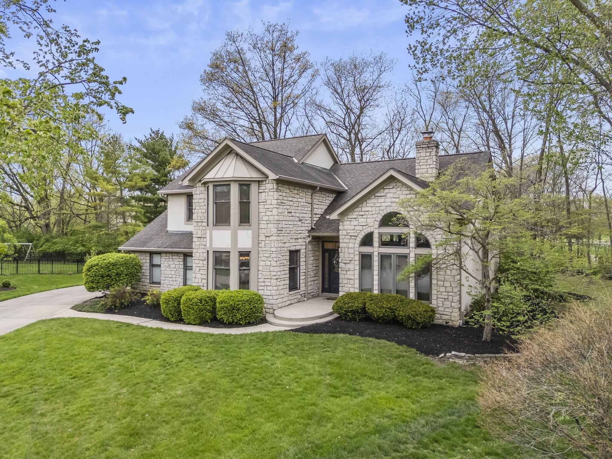 5740 Desmond Court, Dublin, Ohio image 4