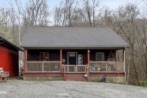 Tiny photo for 1335 Mingo Road, Chillicothe, OH 45601 (MLS # 226002513)