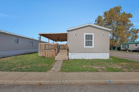 Photo of 8140 Elm Street #18, Thurston, OH 43157 (MLS # 225042015)