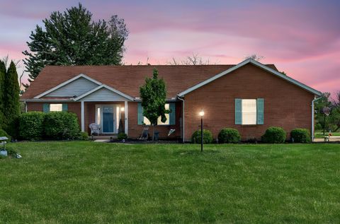 Photo of 4996 Shannon Avenue, Springfield, OH 45504 (MLS # 226014398)