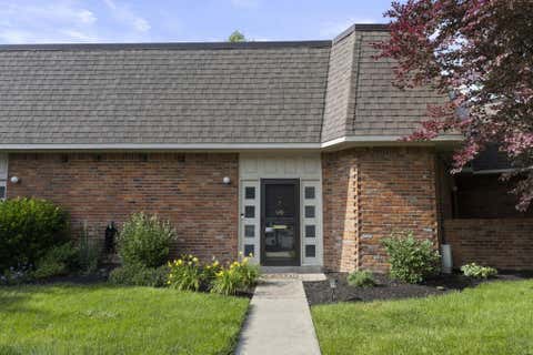 Condo For Sale - 1580 Lafayette Drive<br/> Columbus, OH 43220