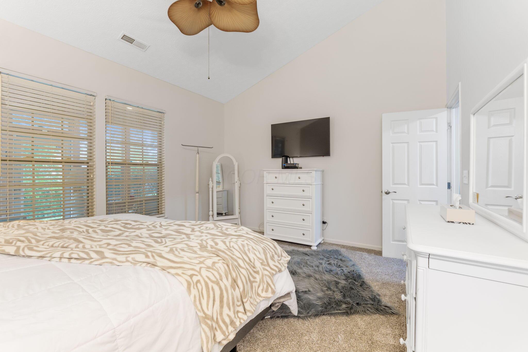 308 Postage Circle, Pickerington, Ohio image 36