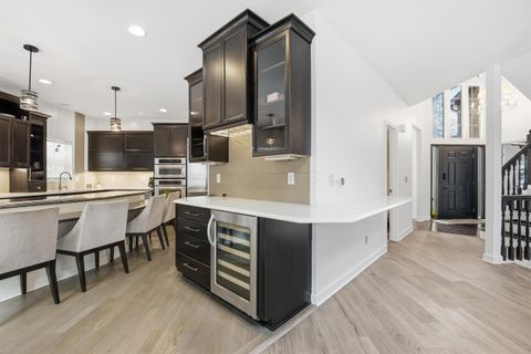 Tiny photo for 339 Aylesbury Drive S, Westerville, OH 43082 (MLS # 225044971)