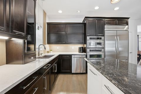 Tiny photo for 339 Aylesbury Drive S, Westerville, OH 43082 (MLS # 225044971)