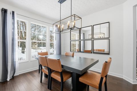 Tiny photo for 339 Aylesbury Drive S, Westerville, OH 43082 (MLS # 225044971)