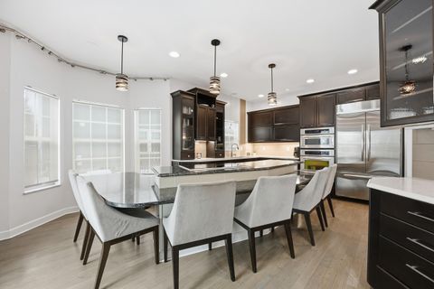 Tiny photo for 339 Aylesbury Drive S, Westerville, OH 43082 (MLS # 225044971)