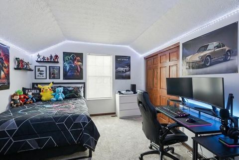 Tiny photo for 339 Aylesbury Drive S, Westerville, OH 43082 (MLS # 225044971)