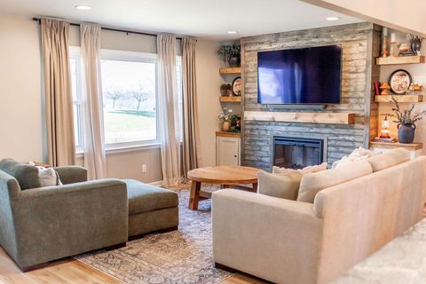 Tiny photo for 2370 Scenic Drive NE, Lancaster, OH 43130 (MLS # 226006009)