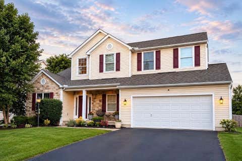 Photo of 350 Linden Circle, Pickerington, OH 43147 (MLS # 226031788)