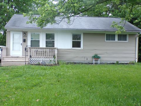 Photo of 1032 S Hague Avenue, Columbus, OH 43204 (MLS # 226018588)