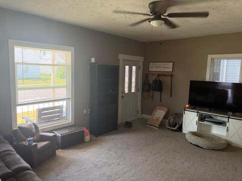 Tiny photo for 728 Columbus Avenue, Washington Court House, OH 43160 (MLS # 226029397)