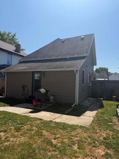 Tiny photo for 728 Columbus Avenue, Washington Court House, OH 43160 (MLS # 226029397)