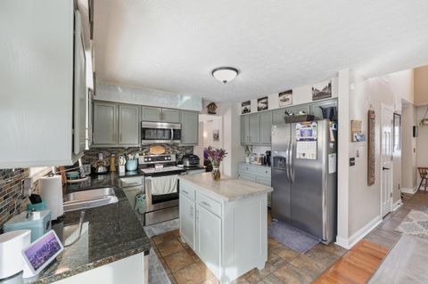 Tiny photo for 97 Elmwood Street, Pickerington, OH 43147 (MLS # 226000691)