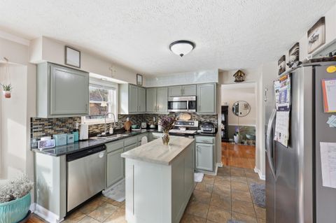 Tiny photo for 97 Elmwood Street, Pickerington, OH 43147 (MLS # 226000691)