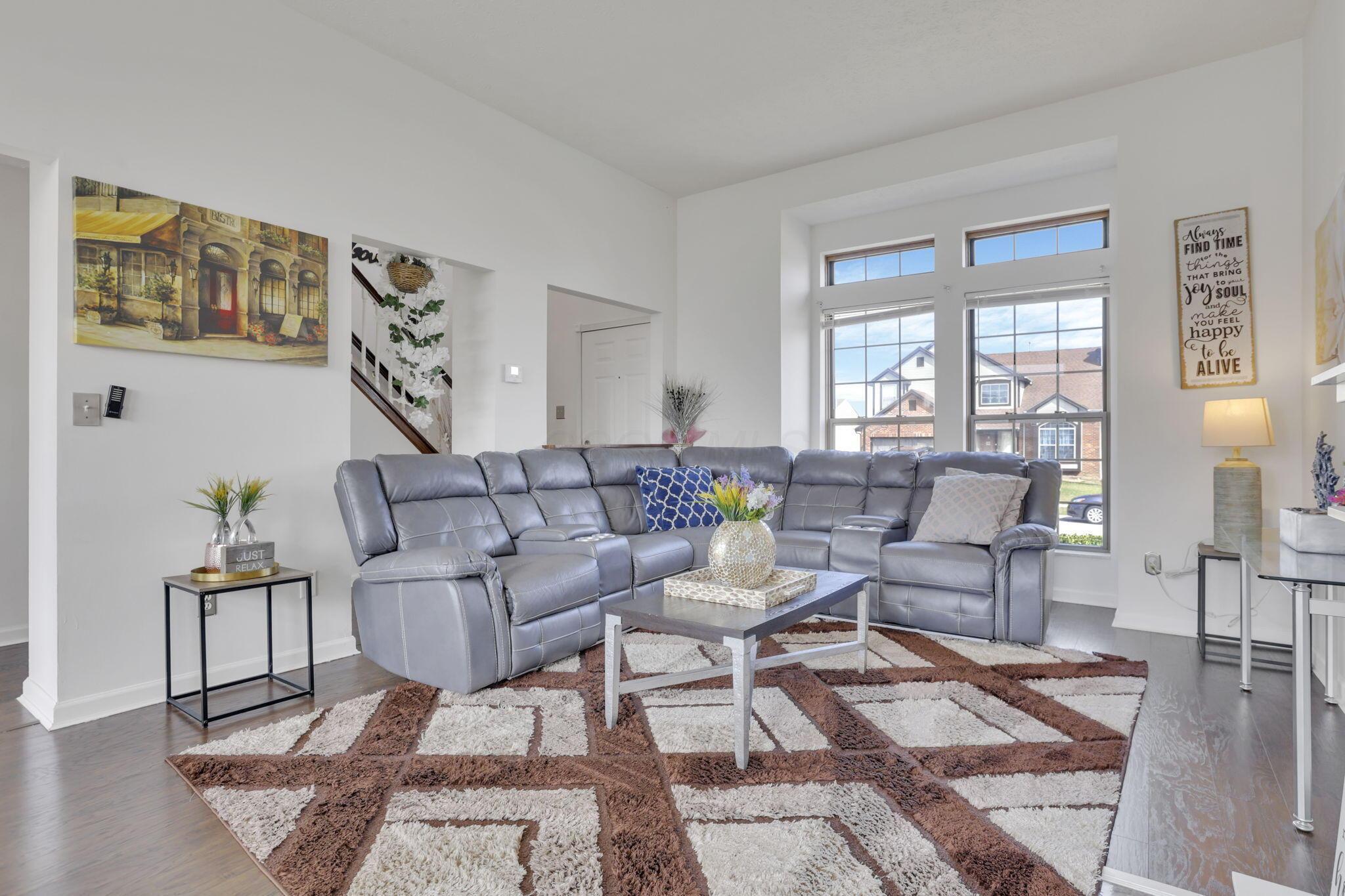2895 Waxen Court, Reynoldsburg, Ohio image 2