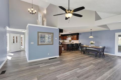 Tiny photo for 194 S Bowman Road, Chillicothe, OH 45601 (MLS # 226006943)