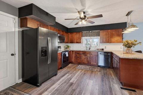 Tiny photo for 194 S Bowman Road, Chillicothe, OH 45601 (MLS # 226006943)