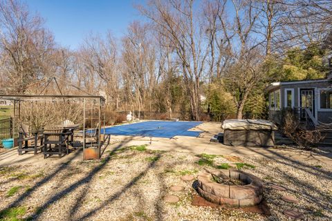 Tiny photo for 194 S Bowman Road, Chillicothe, OH 45601 (MLS # 226006943)