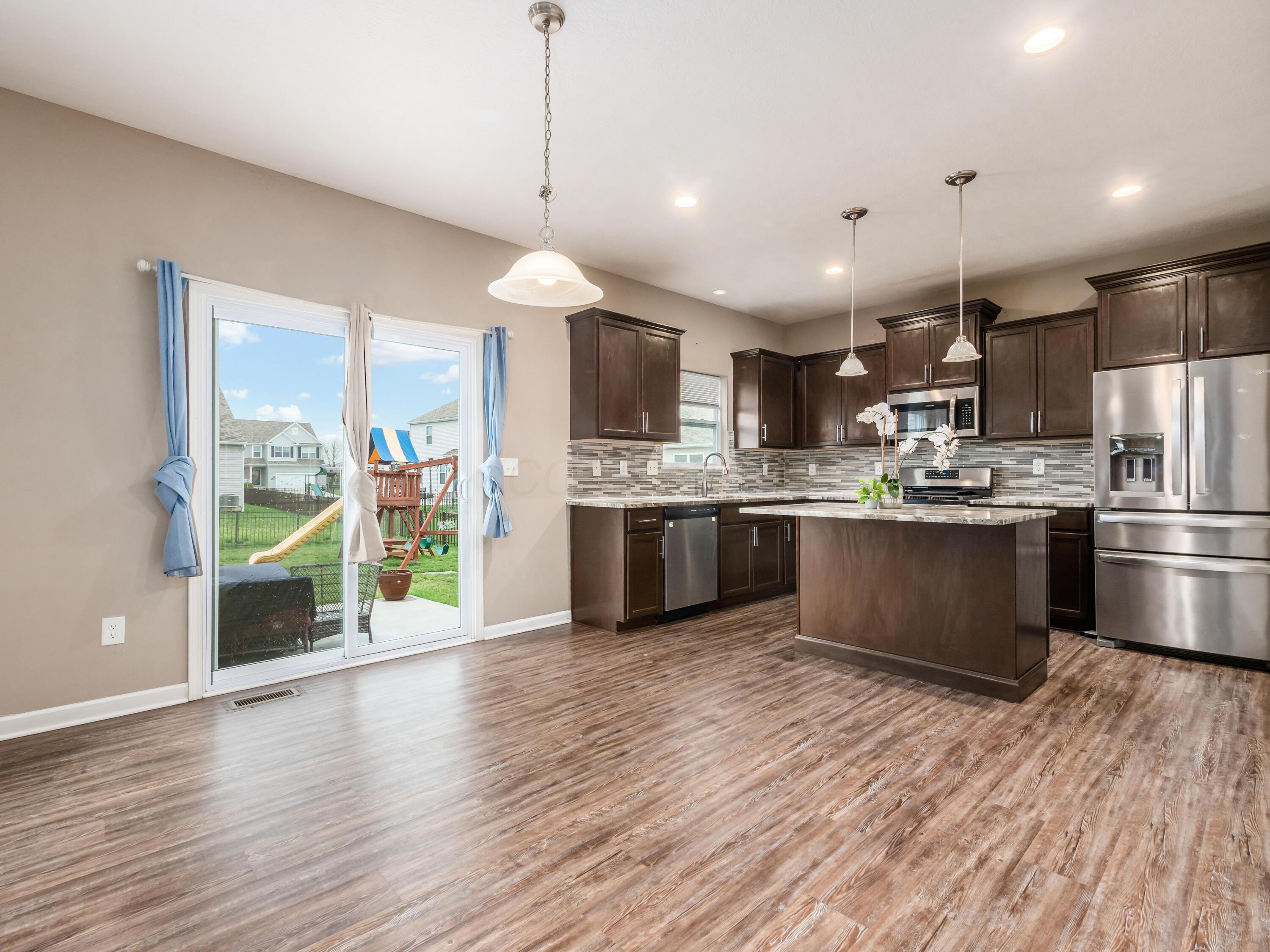 166 Rosewood Loop, Commercial Point, Ohio image 10