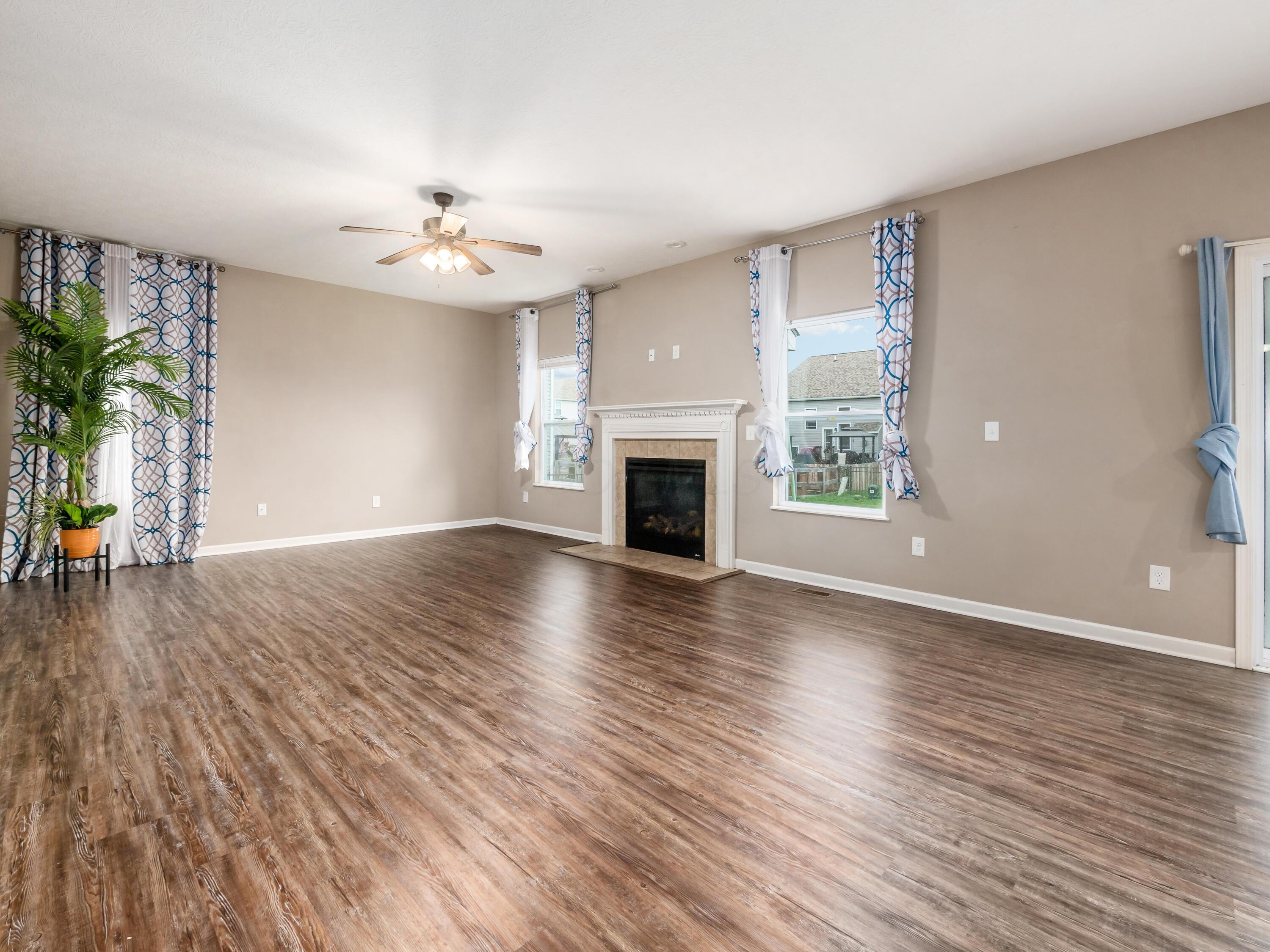 166 Rosewood Loop, Commercial Point, Ohio image 9