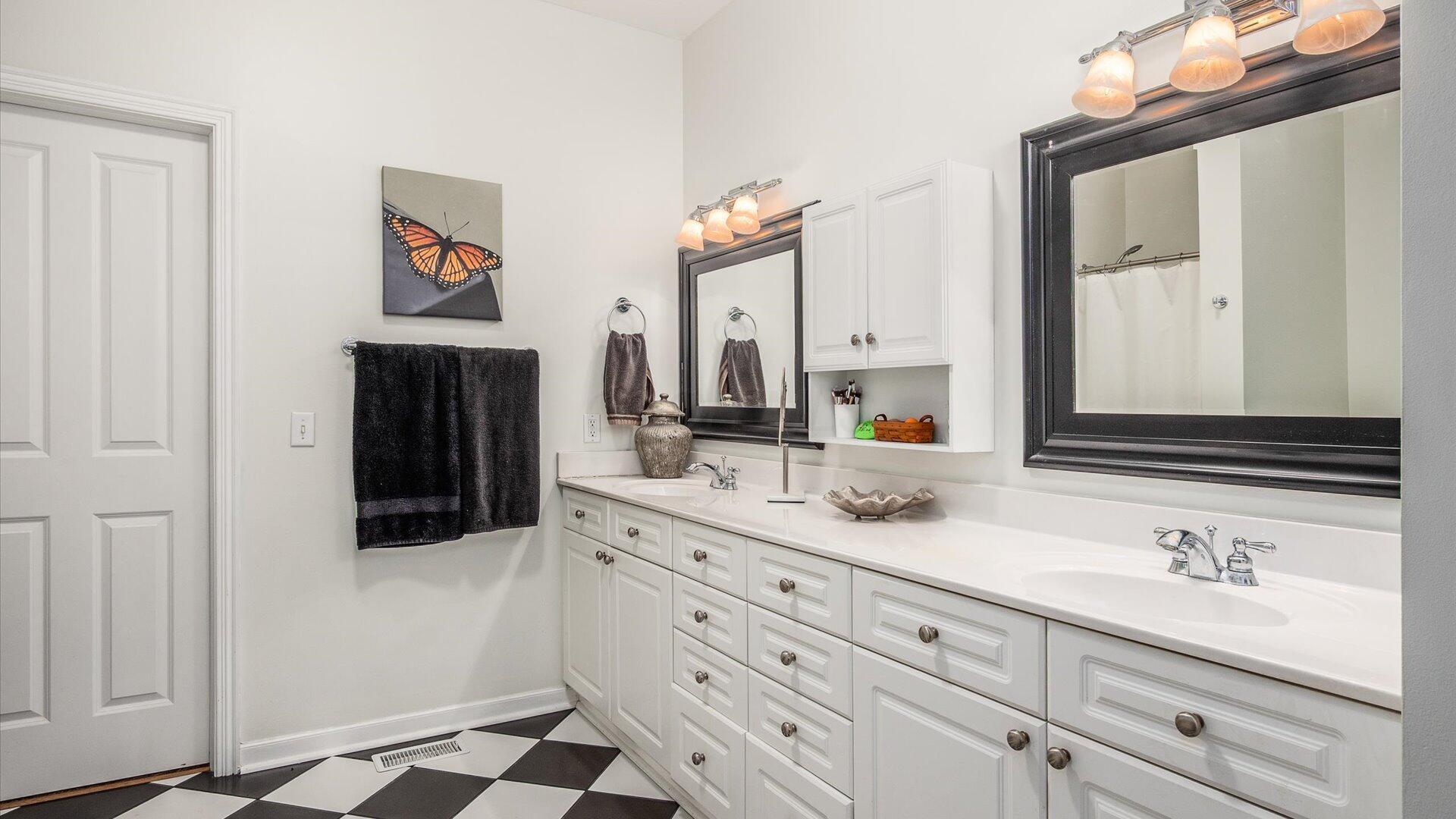 14865 Shoreline Drive, Thornville, Ohio image 37