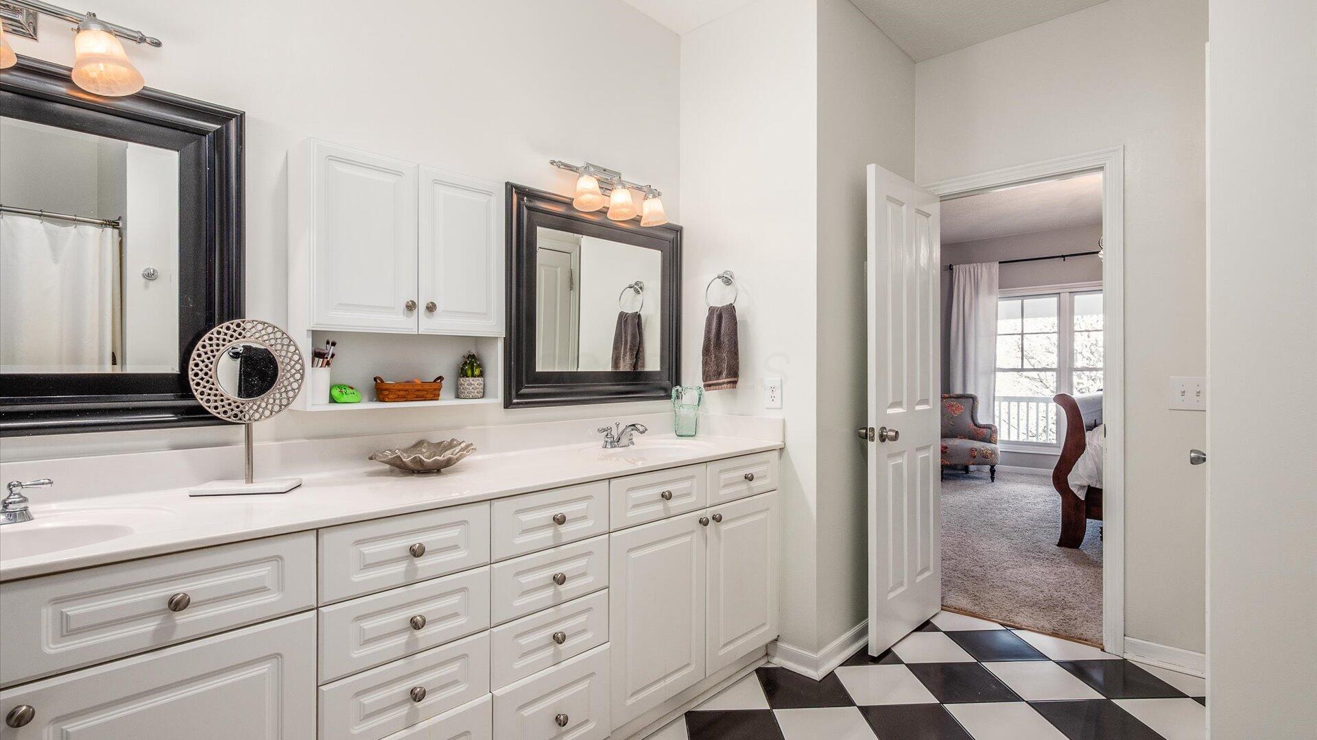 14865 Shoreline Drive, Thornville, Ohio image 38