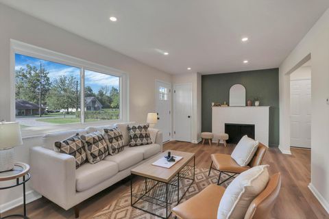 Tiny photo for 1324 Idlewild Drive, Columbus, OH 43232 (MLS # 225037620)