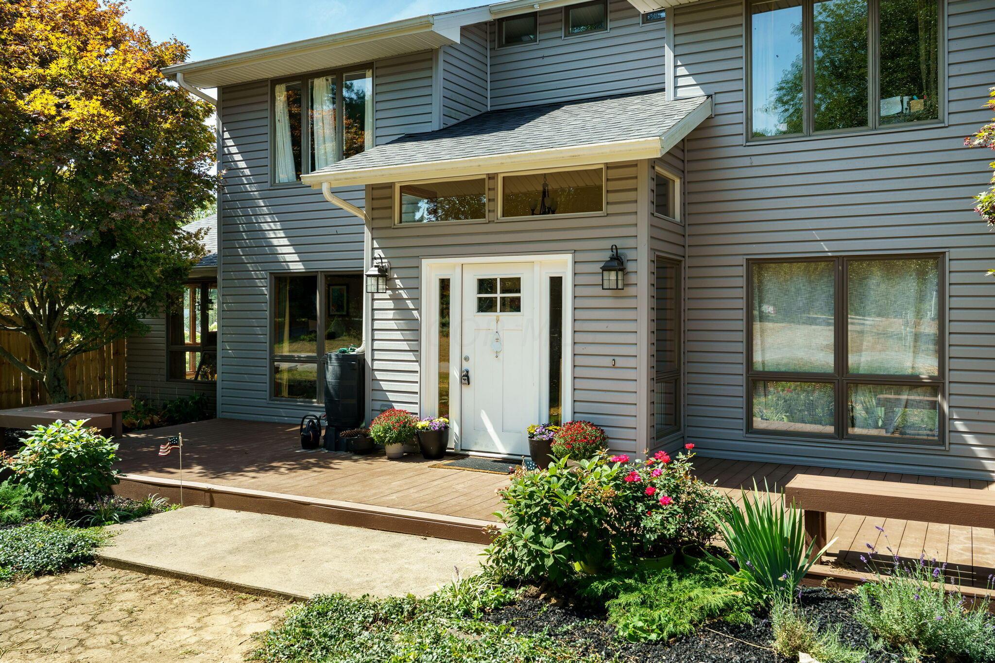 3630 Singing Wind Way, Urbana, Ohio image 9