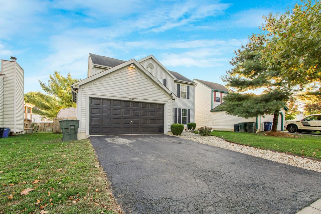 Photo for 1341 Halfhill Way, Columbus, OH 43207 (MLS # 225040981)