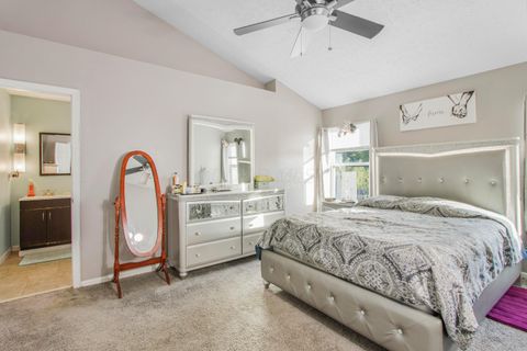 Tiny photo for 1341 Halfhill Way, Columbus, OH 43207 (MLS # 225040981)