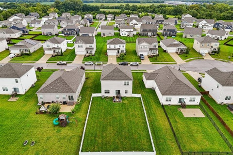 Tiny photo for 295 Flint Court, Commercial Point, OH 43116 (MLS # 226031328)