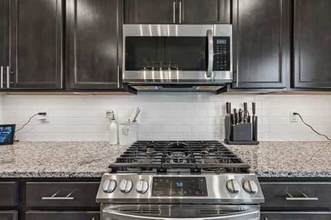 Tiny photo for 295 Flint Court, Commercial Point, OH 43116 (MLS # 226031328)