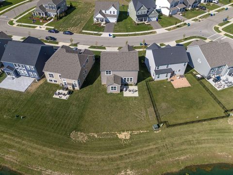 Tiny photo for 62 Sienna Glenn Drive, Lewis Center, OH 43035 (MLS # 225038754)